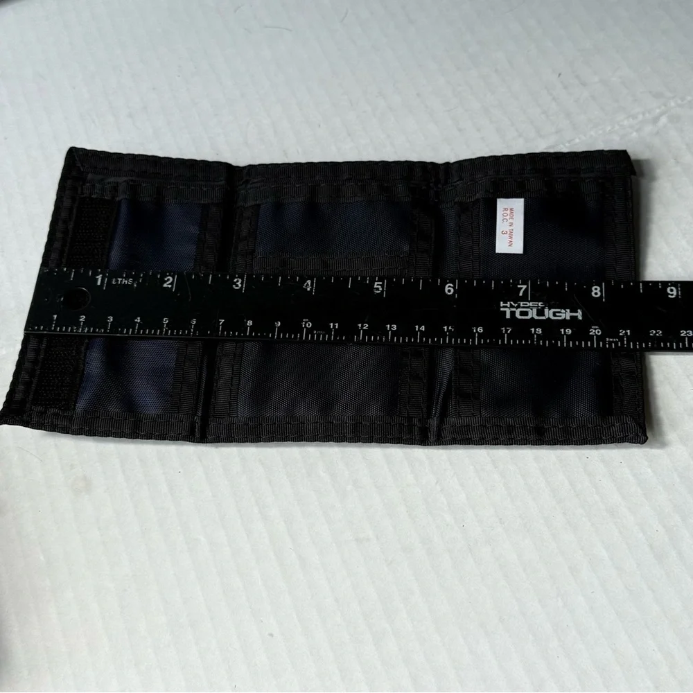 Dallas Cowboys Black and Gray Men’s‎ Wallet 1993 NFL